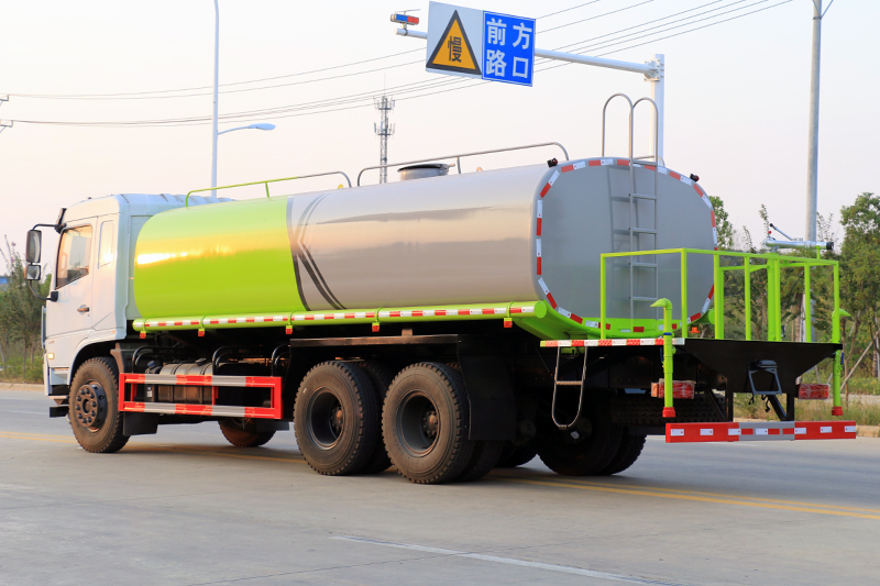 國六東風D3L後八輪 20噸 灑水(shuǐ)車​