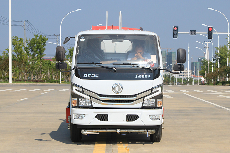 國六小多(duō)利卡 5噸 噴霧車