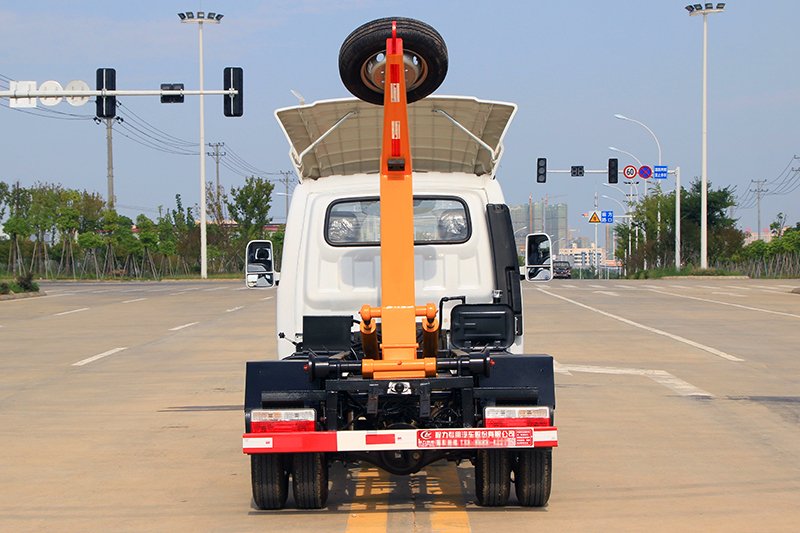 國六東風途逸 藍牌 2-3方 勾臂垃圾車​