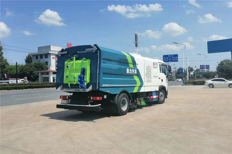 國六重汽T5G 16噸（9水(shuǐ)/7塵）洗掃車